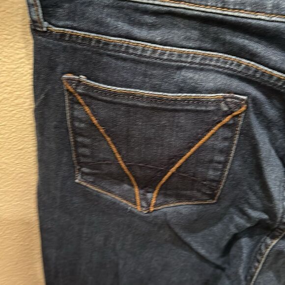 Kut from the Kloth Farrah Baby Bootcut size 10 jeans - Picture 11 of 15